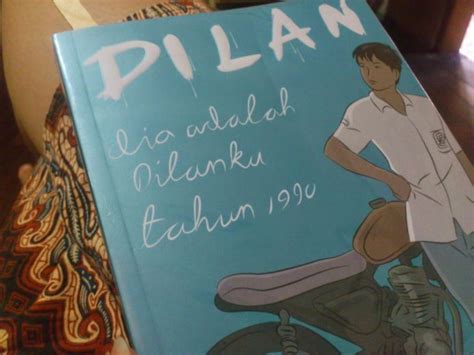 Sinopsis Novel Dilan tahun 1990 serta Unsur Instrinsik, Resensi