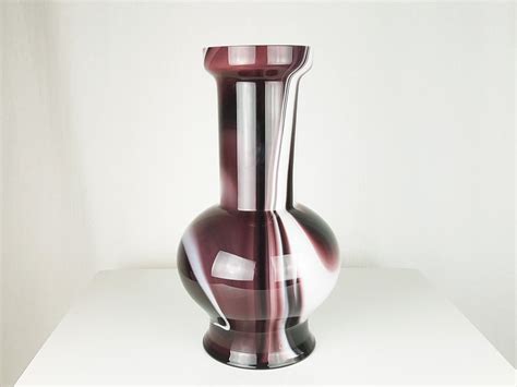 Vase En Verre De Murano Violet Et Blanc Par Carlo Moretti 1970s En