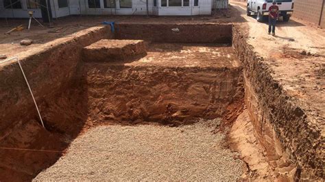 The farm mansion property has a pool. prime-pool-dig | Prime-Excavating