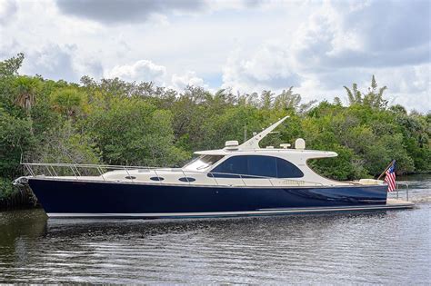 2017 Palm Beach Motor Yachts Pb55 Motor Yacht For Sale Yachtworld