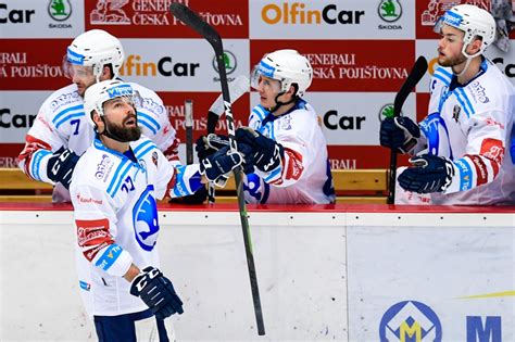 Oblíbené pořady, seriály a filmy včetně hodnocení v tv programu na dnešek, zítřek a dalších 14 dní. Plzeň počtvrté v řadě vyhrála, Hradec přejela 5:1 - ČT ...