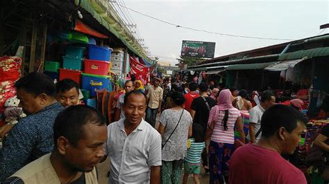 At Moreh Trade With Myanmar Borders On Informal The Hindu BusinessLine