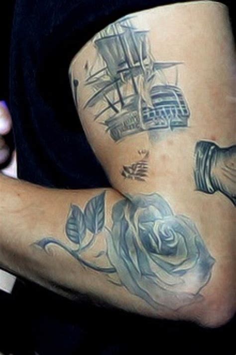 Harry Styles New Zealand Fern Tattoo On His Arm Popstartats