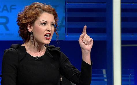 Nagehan alçı ve canan kaftancıoğlu arasındaki fark. Nagehan Alçı, Erdoğan ve Kılıçdaroğlu'nu bakın hangi ...