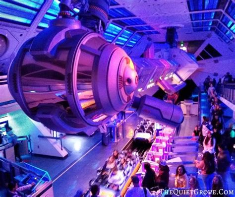 6 Tips For Visiting Disneyland And California Adventure In One Day
