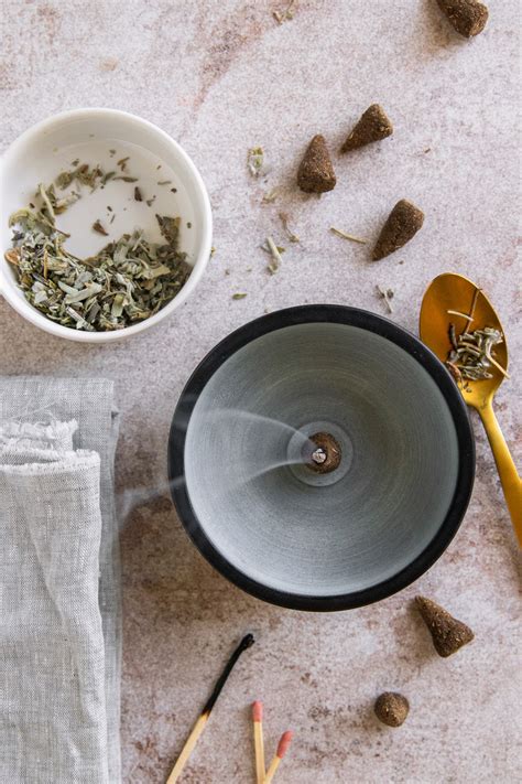 How To Make Your Own Incense With Just 3 Ingredients Hello Nest
