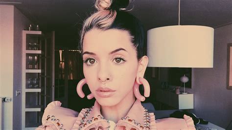 Facts And Quotes You Didnt Know About Melanie Martinez Actress