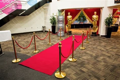 Get Your Glam On At A Hollywood Themed Event Eventologists
