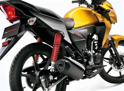 Honda cb twister self drum alloy. Honda CB Twister Rear 3-Quarter