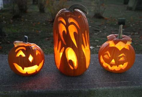 3 Jack O Lanterns Pumpkin Carving Tall Pumpkin Carving Ideas