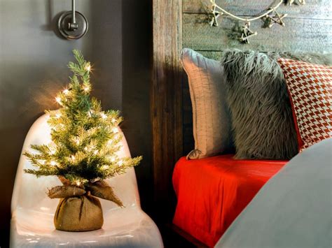12 Tips For Decorating Your Small Apartment For Christmas
