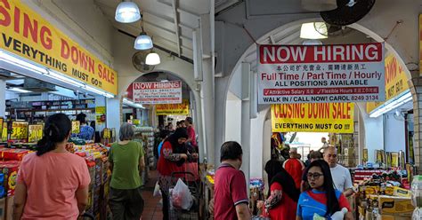 Seven open kitchens create a feast for the senses, as master chefs create a range of delicious cuisines including singaporean, chinese, malay, indian and japanese. Stores in S'pore cannot do 'closing down sales' that last ...