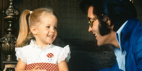 Lisa Marie Presley Says Elvis Presleys Graceland Bedroom Is The One Place I Feel The Safest