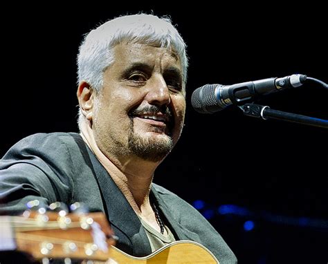 Doppio funerale per Pino Daniele prima a Roma, poi a ...