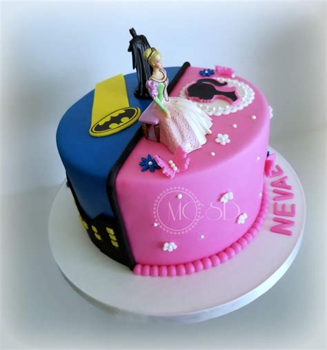 This 1/2 (half) cake topper in either silver glitter or gold glitter is perfect for your little one's 6 month birthday cake, whether on display at the party or used for a cake smash photo shoot! CakesbyZana: Half and half Cake Barbie and Batman