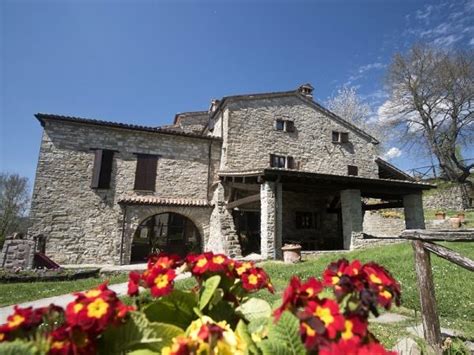 Umbria Farmhouse Accommodation In Italy Responsible Travel