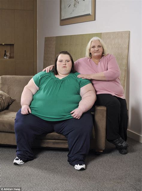 Mother Of Britains Fattest Woman Georgia Davis Tells Of 55st Daughter
