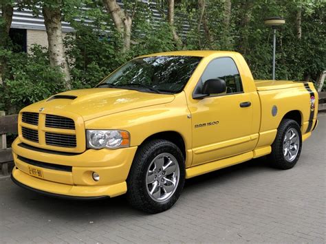 For 2009, the dodge ram gets perhaps its most significant breakthrough yet: VERKOCHT: Dodge Ram 1500 RUMBLE BEE EDITION 2004 5.7 V8 ...