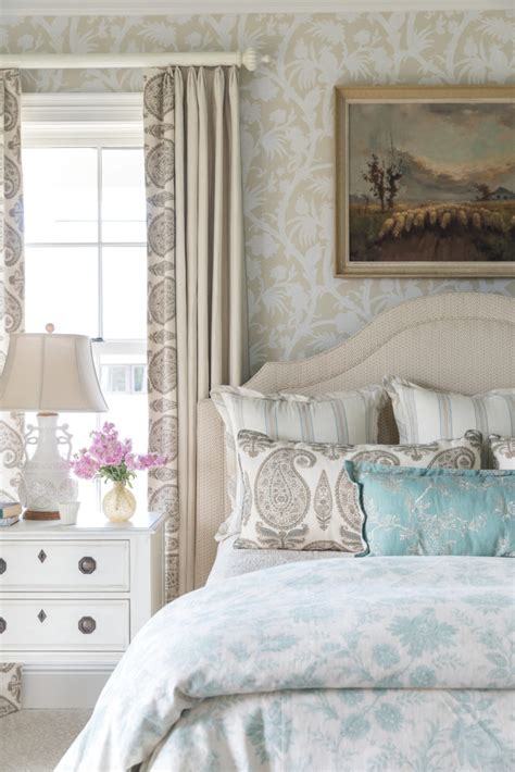 5 Must Haves For The Perfect Master Bedroom Eric Ross Interiors