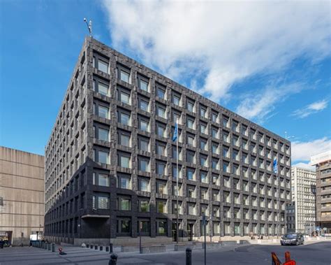 Das bankensystem in schweden ist gut aufgestellt, bleibt die öffnungszeiten der banken sind montag bis freitag zwischen 9.00 und 16.00 uhr, wobei sich geringfügige. Schweden bleibt beim negativen Leitzins | NORDISCH.info