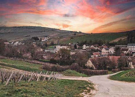The best places to retire to in the UK - HR News