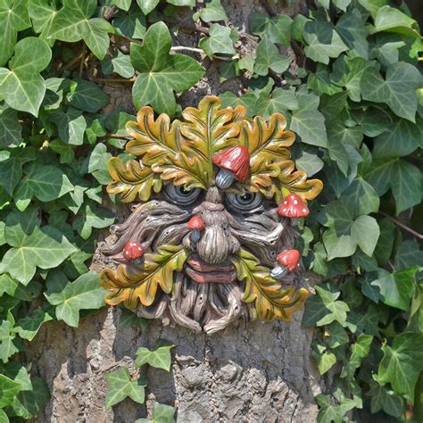 Outdoor wanddeko, wandschild garten aus. Garten Living Wanddeko Gesicht mit Pilzen und Blättern ...