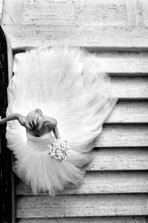 14 Top Wedding Photography Pose Ideas For The Bride Wedding