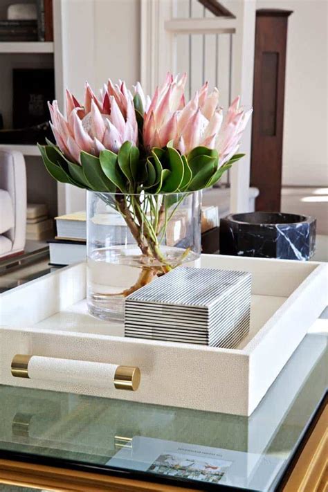 9 Remarkable Ideas with Artificial Flowers & How Became Cool Again