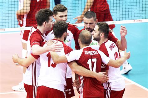 Jednak w obliczu obostrzeń rządu, jak zgrupowanie miałoby wyglądać, michał kubiak jest sceptycznie nastawiony do tego, by się odbyło. Siatkówka, sparing reprezentacji Polski, Team Michał, Team ...