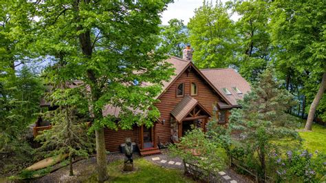 Log Cabin On Western Wisconsins Red Cedar Lake Listed For 1 Million