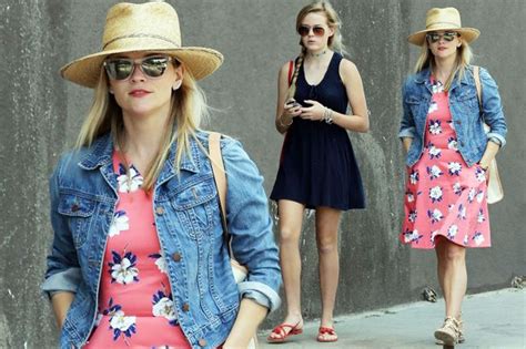 Reese Witherspoon And Her Daughter Ava Look Like Twins As They Head Out