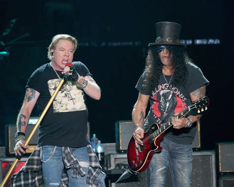 Guns N Roses Announce Rescheduled Tour Dates For Summer 2021 Rolling