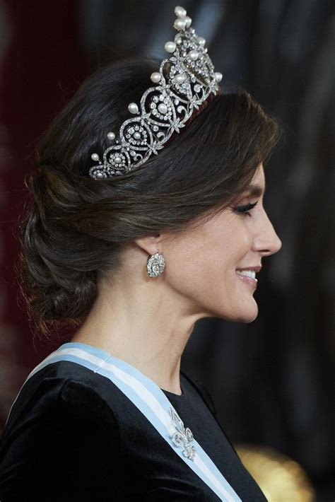 Queen Letizia Of Spain Photostream Queen Letizia Royal Jewels Royal