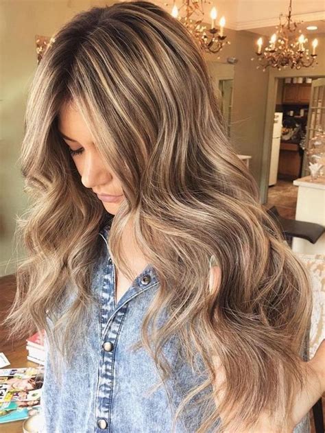 Essentially, the more eumelanin you have in your hair, the darker it will be. 1001 + Ideas for Brown Hair With Blonde Highlights or Balayage