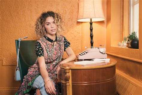 How To Unplug Stay Chic And Get Everything Done According To Cleo Wade Cleo Wade