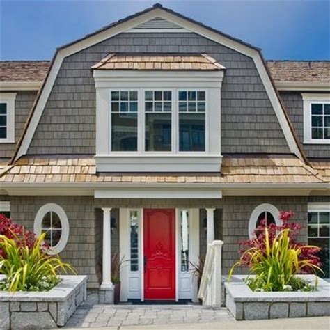 Overall the roof is pretty dark for a brown shingle which gives the house some nice contrast. Grey house, brown roof, red door | House Ideas | Pinterest | Red front doors, Wooden doors and ...