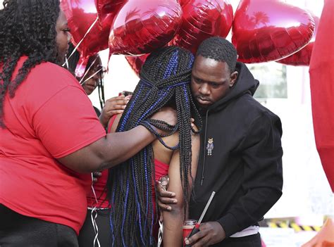 Tyre Sampson's family sues after boy's death at theme park