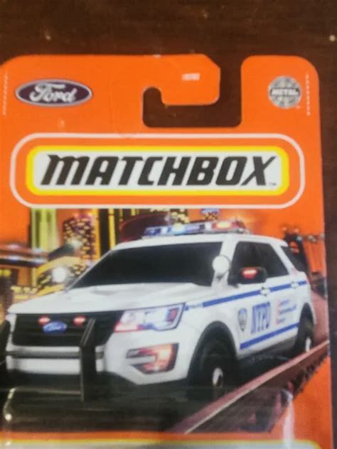 Matchbox 2016 Ford Nypd Interceptor Utility Police Vehicle Newsealed