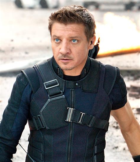 Hawkeye Release Date Spells Bad News For Ms Marvel