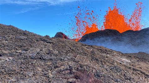 Video New Mauna Loa Eruption Maps Show Lava Advance Viewing Area