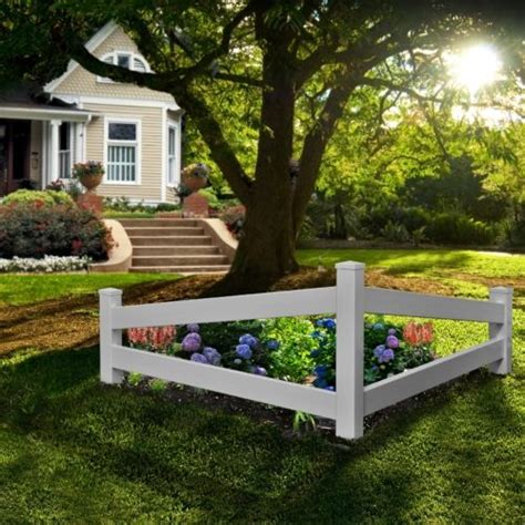 Take a look at our garden fence ideas to choose the right one. Split Rail Corner Fence | Corner landscaping, Garden fence ...