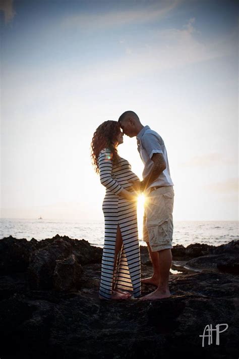 Maternity shoot, husband and wife | Spring maternity photos, Maternity