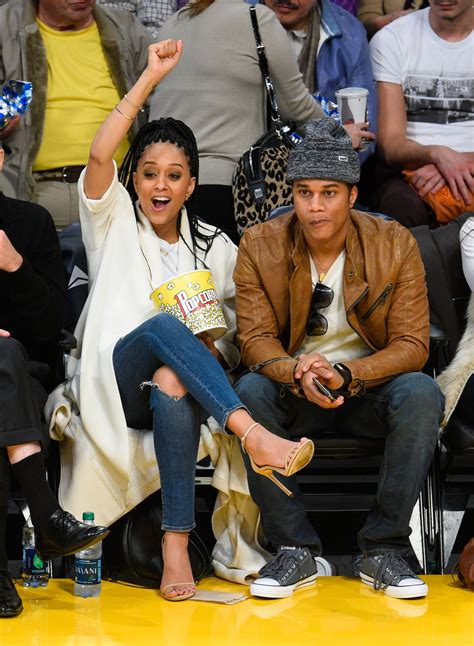 17 Celebrity Couples Looking Super Cute While Courtside For Nba Date