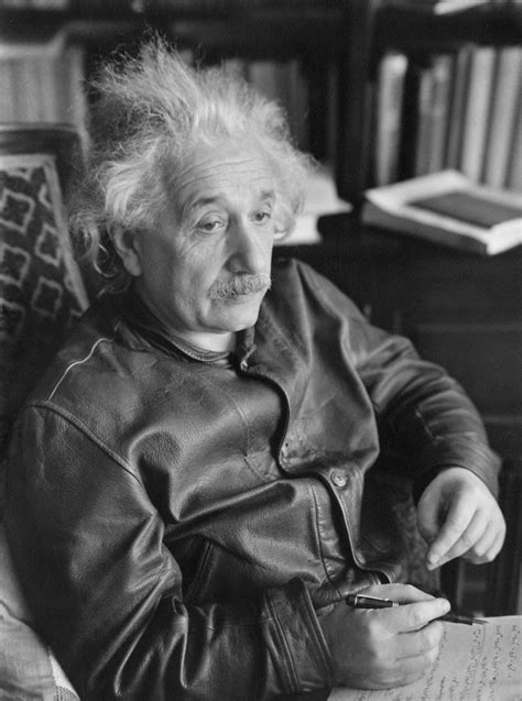 Remember When Albert Einstein Invented Normcore In 2021 Berühmte