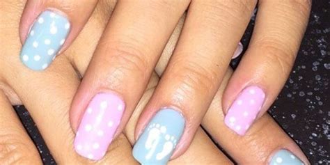 Gender Reveal Nails Are Now A Thing