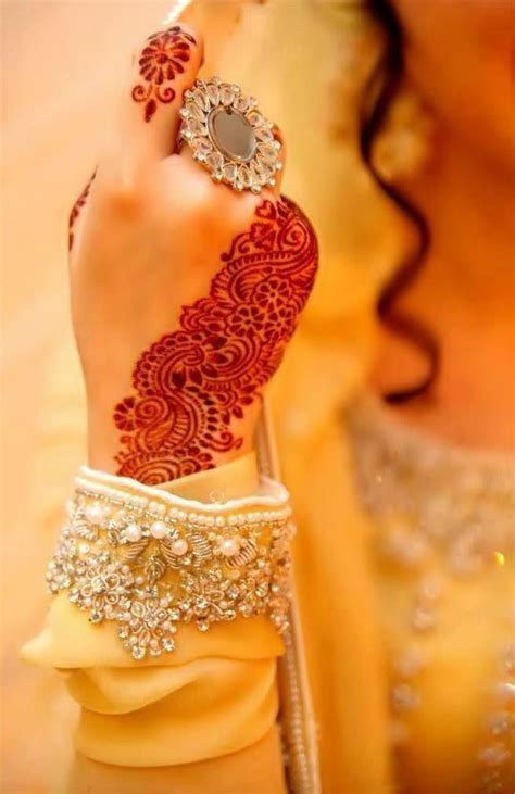 Mehndihenna Hand Dp For Girls For Facebook Profile Bridal Mehndi