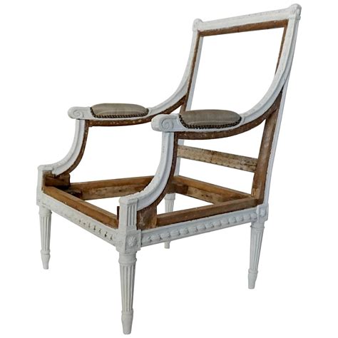 18th Century French Louis Xvi Painted Bergere At 1stdibs