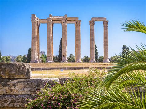 10 Landmarks And Monuments You Should Not Miss In Athens