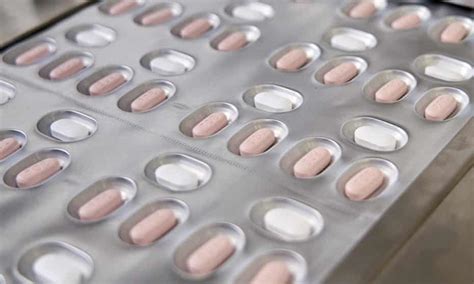 Uk Medicines Regulator Approves Pfizers ‘life Saving Covid Pill