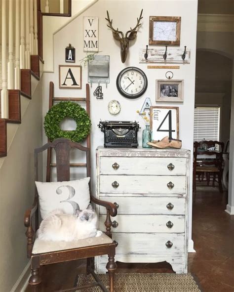 Photos are a natural fit for gallery walls as a way to showcase your favorite people, places and things. Farmhouse Style Gallery Walls — The Other Side of Neutral